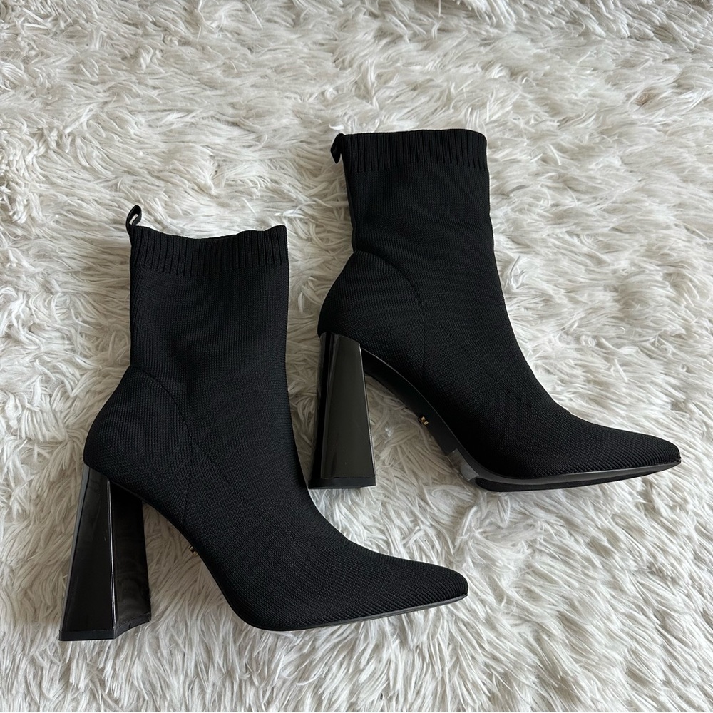 Cape Robbin Faina Knit Sock Boots Block Heel Pointed Toe Black Size 7 New In Box - Picture 4 of 9